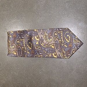 VINTAGE BALMAIN 100% ITALIAN SILK PAISLEY NECK TIE